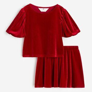 H&M Girls 2-Piece Set. NWT